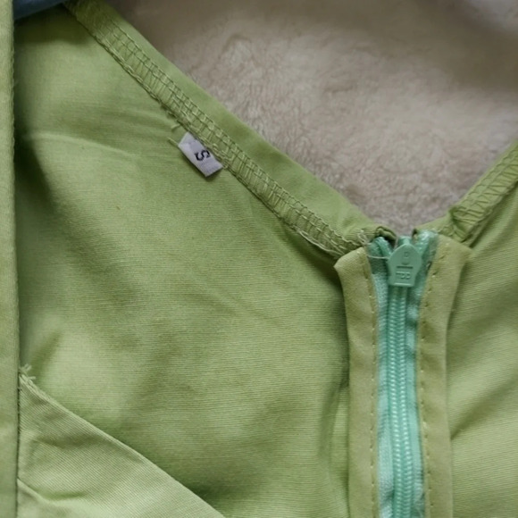 Green Detailed Bodice Fit and Flare‎ Retro Inspired Sun Dress - Picture 7 of 16